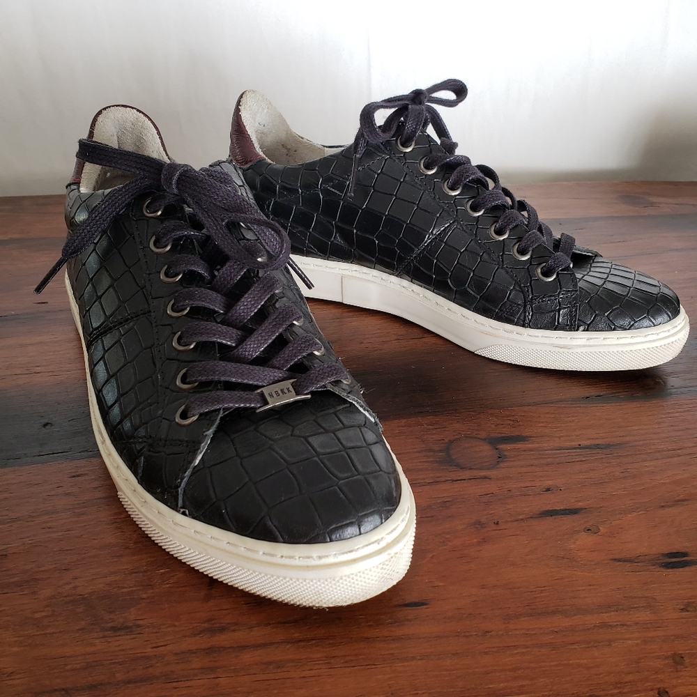 Nubbik Black Alligator/ Metallic Burgundy Sneakers